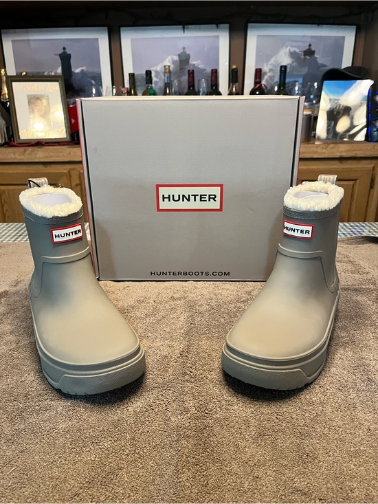 Hunter Shoes - Hunter Short Women’s Willa Insulated Rain Boots — Taupe
